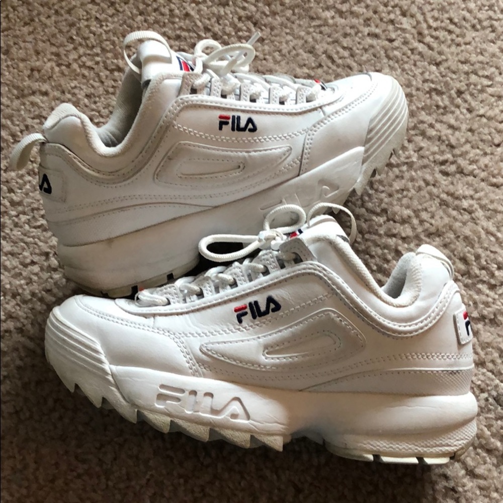 Fila disruptor 2 white chunky sneaker size 6